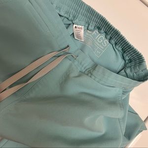 WearFigs “Yola” skinny scrub pant in “Sea Glass” - Small - RARE color